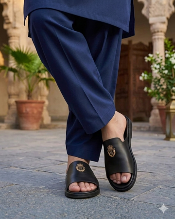 Royal Crest Comfort Slide By Crystal Steps